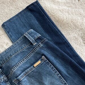 🔥 White House Black Market Jeans 🔥